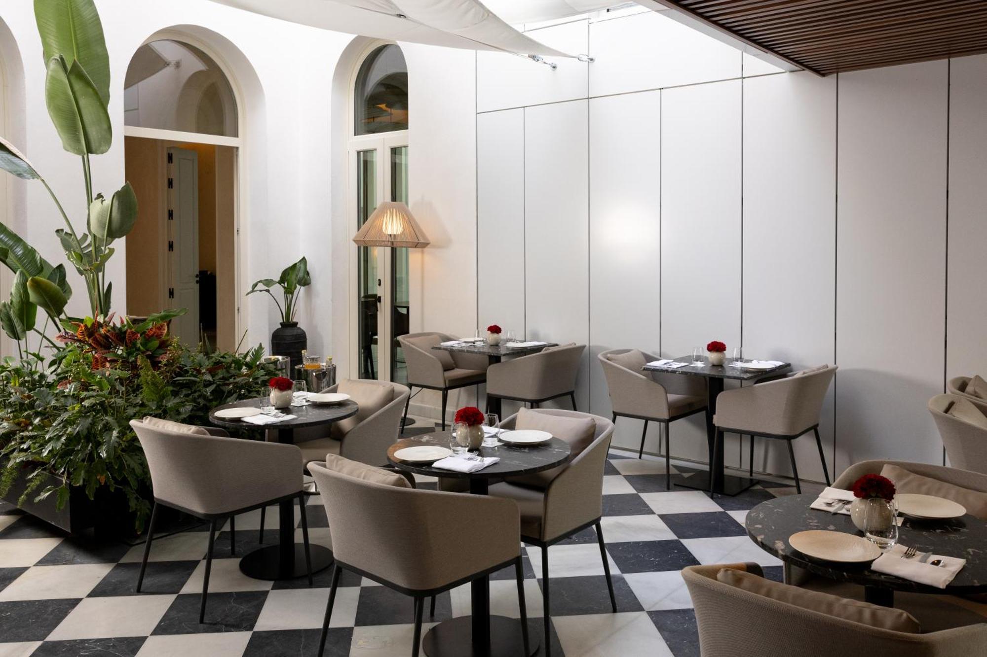 Mercer Plaza Sevilla 5 Gl المظهر الخارجي الصورة