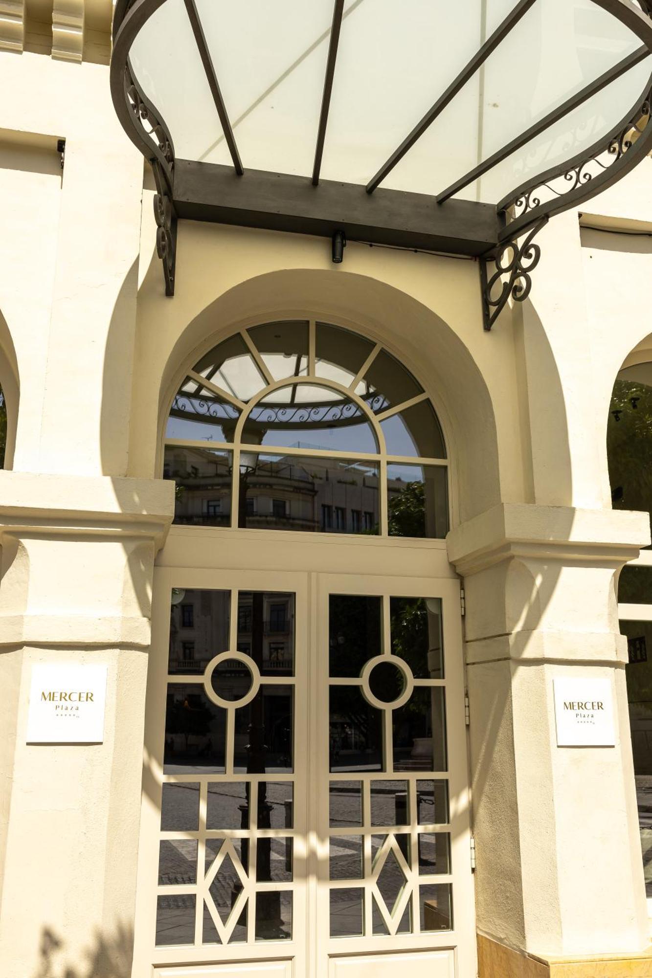 Mercer Plaza Sevilla 5 Gl المظهر الخارجي الصورة