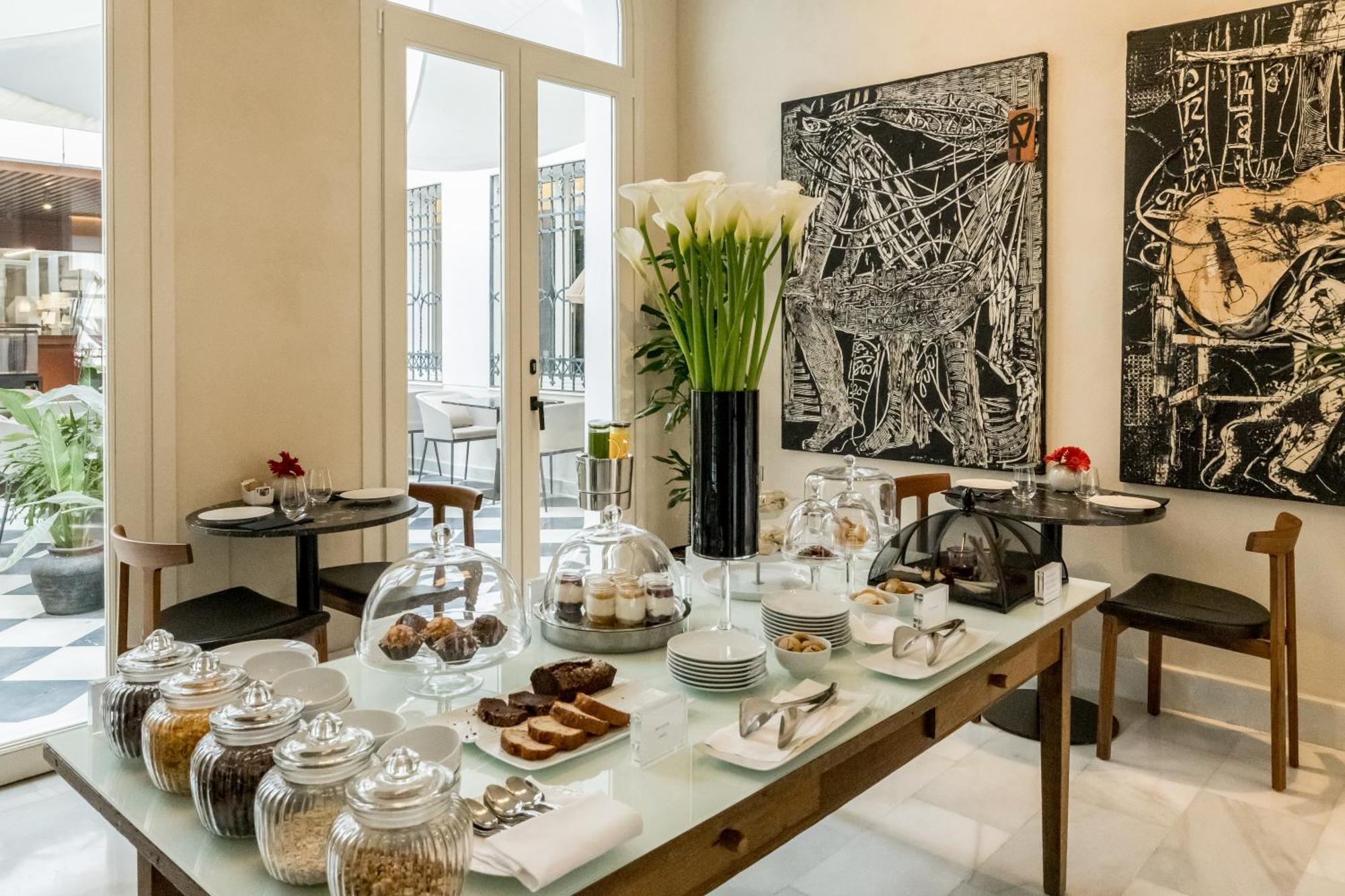 Mercer Plaza Sevilla 5 Gl المظهر الخارجي الصورة